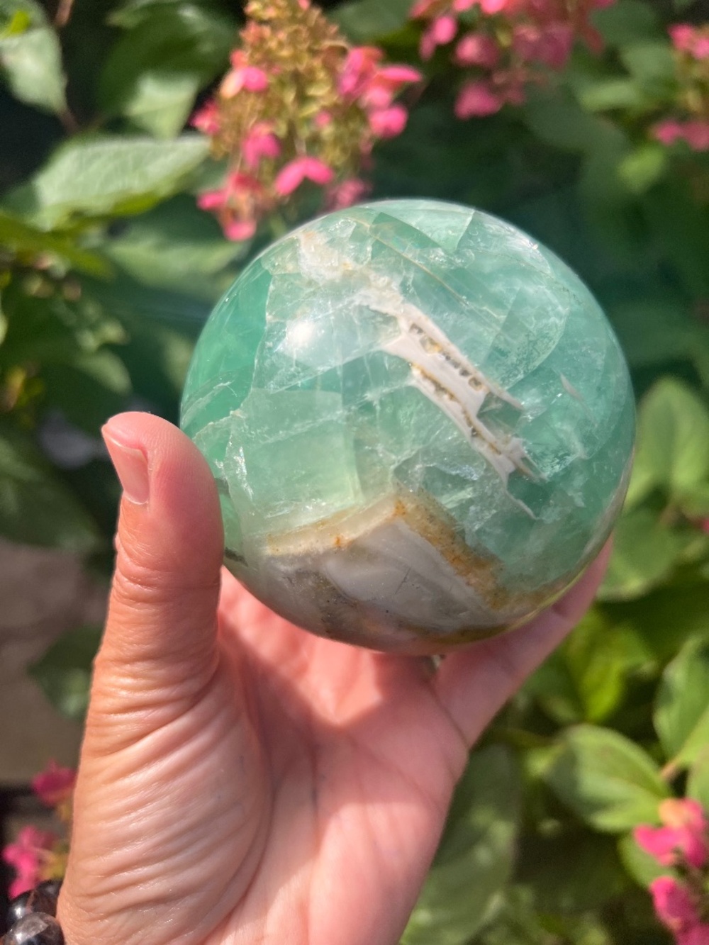 Fluorite (20) sphere | crystal